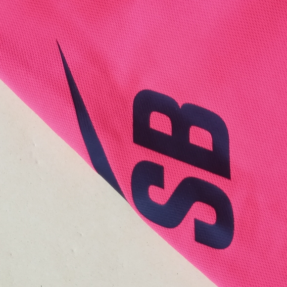 Nike SB Neon Orange Essential Dri-Fit Short - Picture 6 of 7